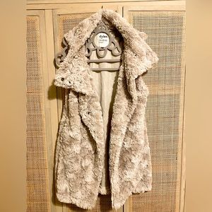 Faux fur grey/beige vest. Extremely soft and silky. Comfortable and stylish.